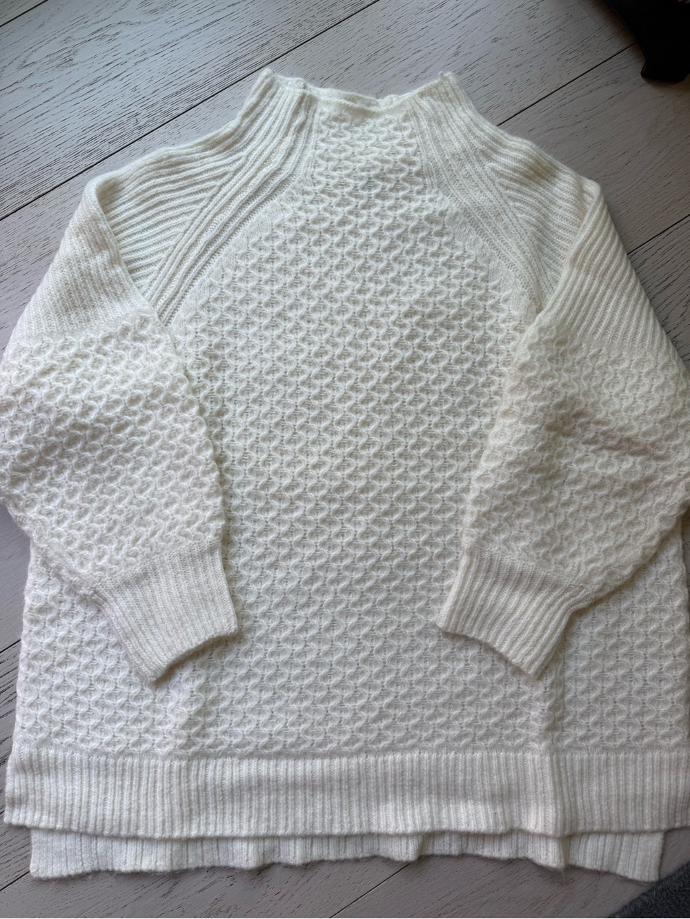 NWT Anthropologie Sweater